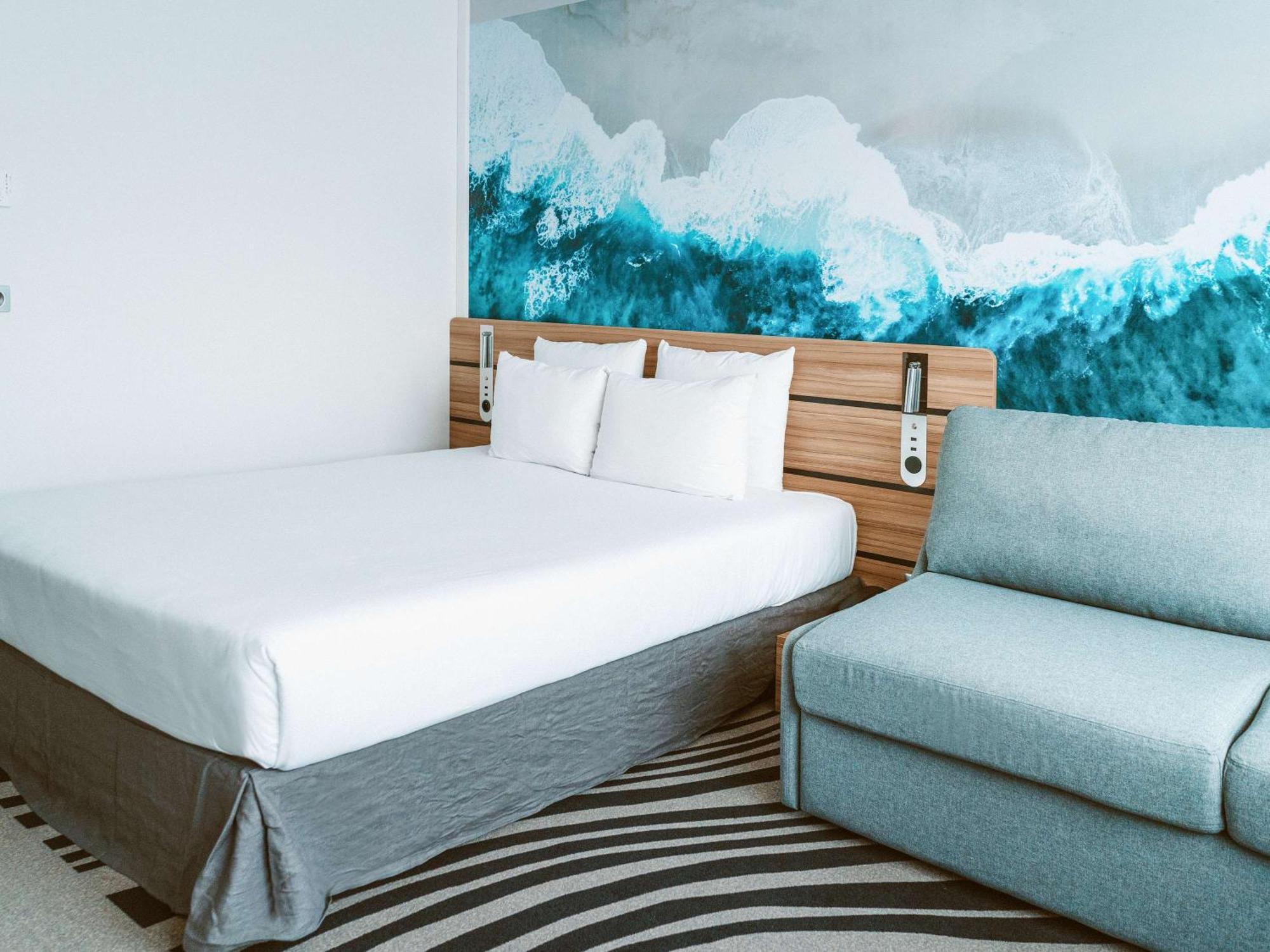 Novotel & Biarritz 4*