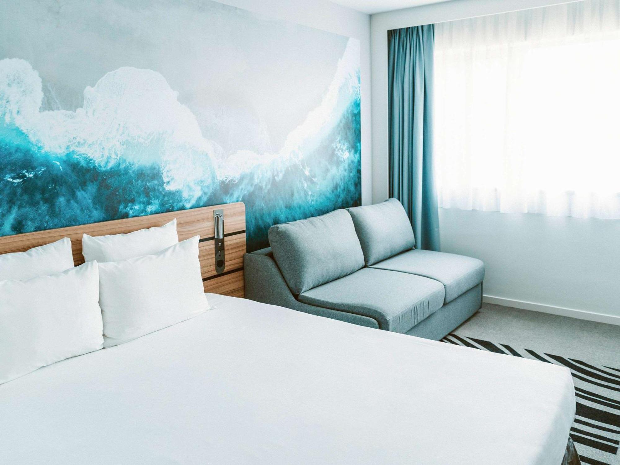 Novotel & Biarritz