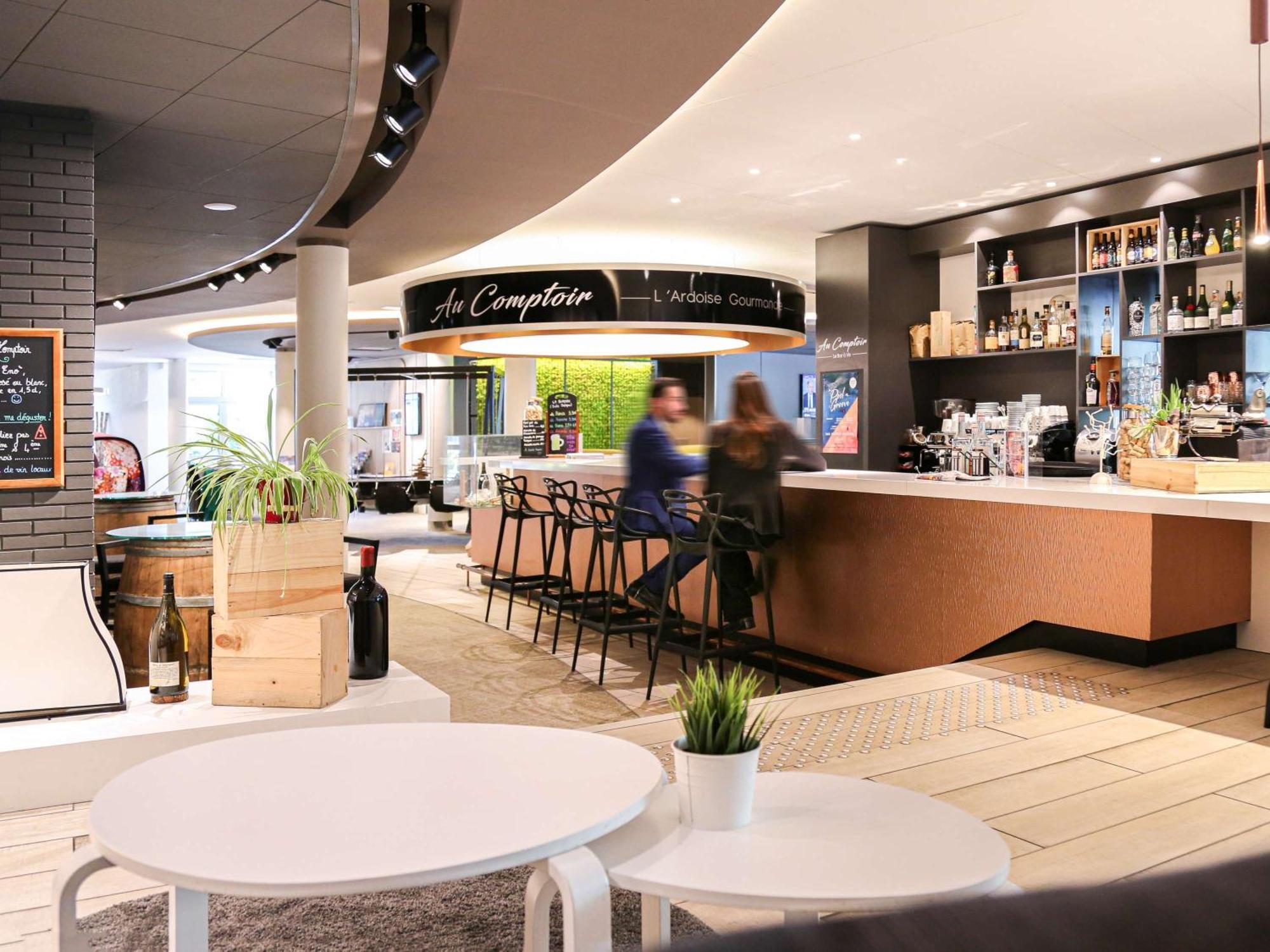 Novotel & Biarritz Hotel