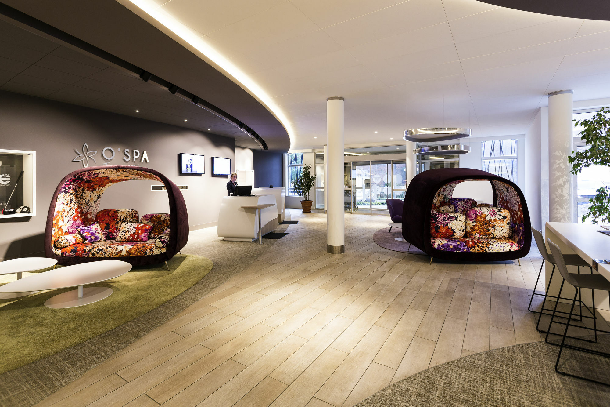 Novotel & Biarritz Hotel