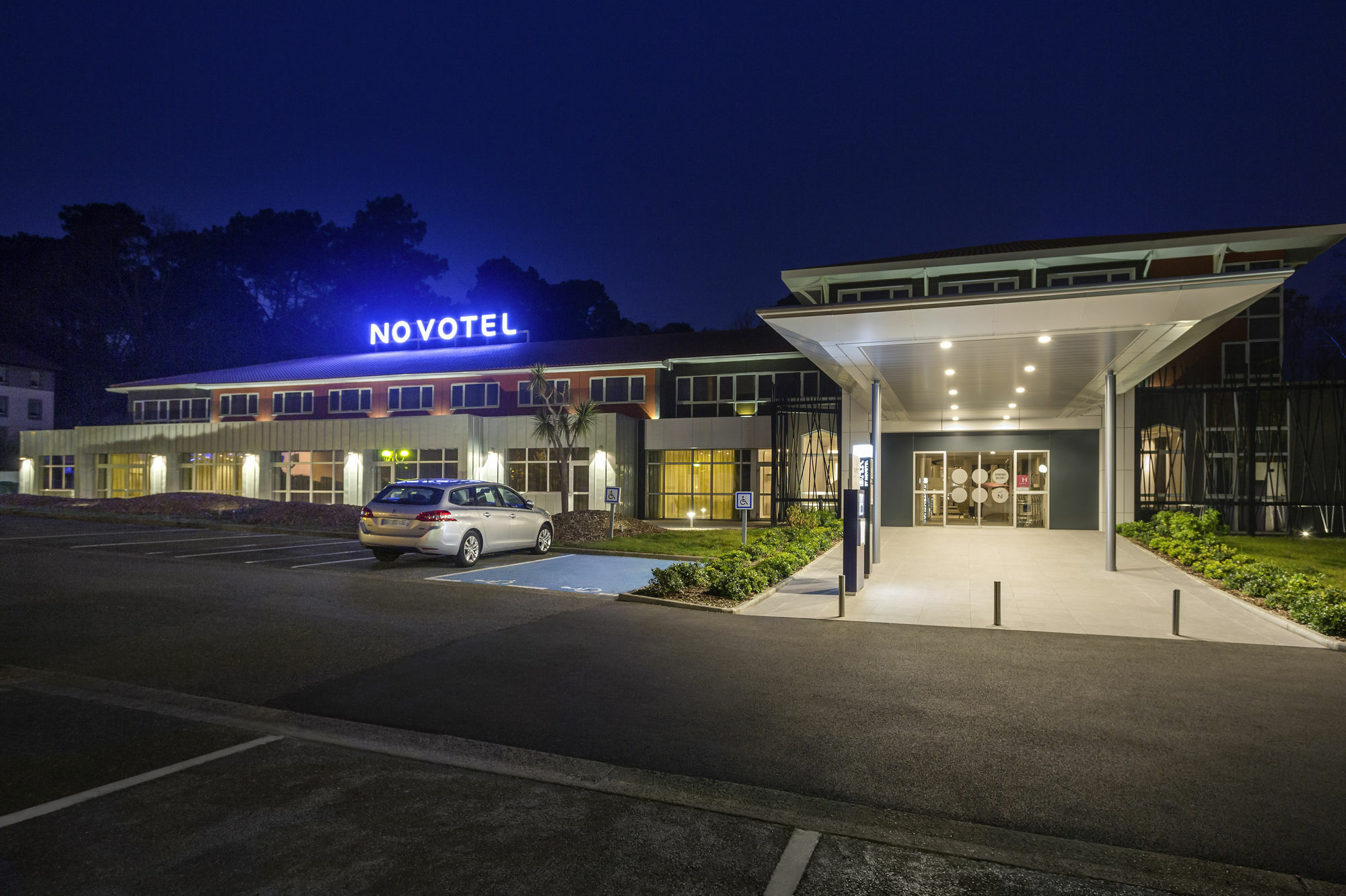 Novotel & Biarritz 4* Anglet